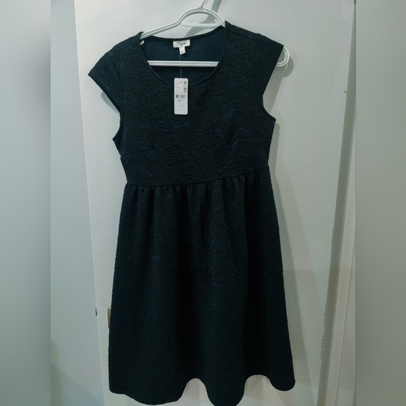 Thyme Maternity Dresses & Skirts - BNWT Thyme maternity dress size xs